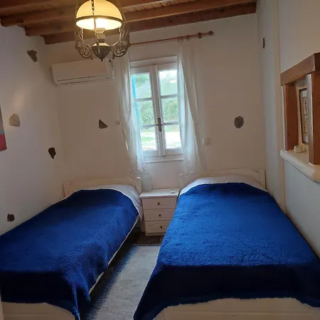 Beachside 2 Bd Stylish W Private Patio *